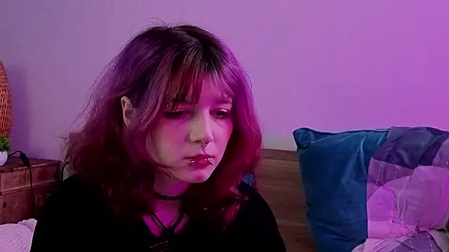 Snapshot of TaiteBeat chatting on September 17, 7:16 pm TaiteBeat online show from September 17, 7:16 pm