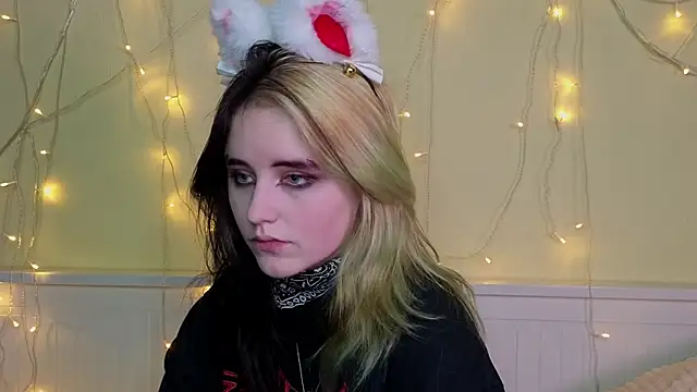 PortiaHedge online show from November 12, 6:23 pm