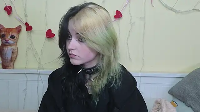 PortiaHedge online show from October 27, 7:48 pm