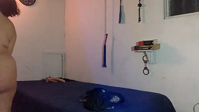 indomitaFox online show from March 6, 3:56 am