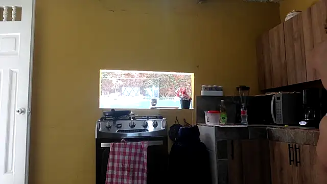 indomitaFox online show from February 11, 3:01 pm