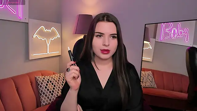 AliceLiador online show from April 5, 2:35 pm