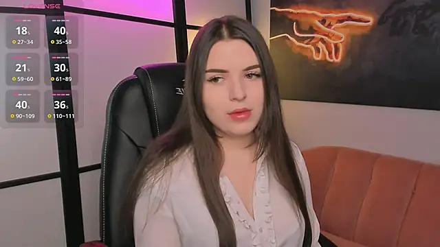 AliceLiador online show from December 21, 9:15 pm