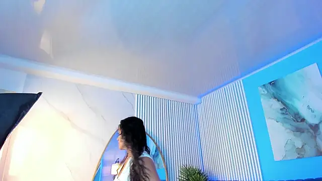 Snapshot of bellarivera_ chatting on November 13, 7:07 pm bellarivera online show from November 13, 7:07 pm