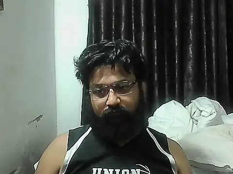 Dollseye online show from April 6, 5:25 pm