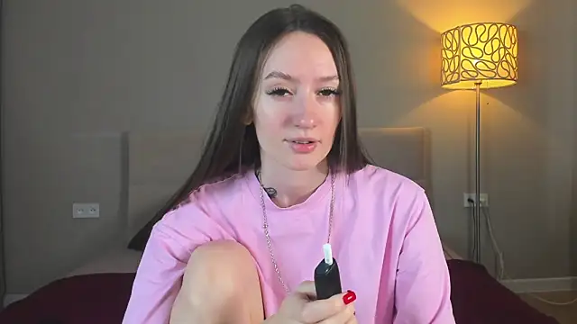 cutienaughtygirl online show from May 30, 8:20 am