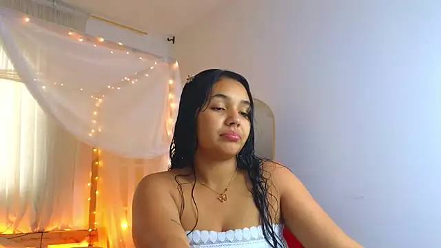 Snapshot of loreaniss chatting on September 28, 8:27 pm loreaniss online show from September 28, 8:27 pm