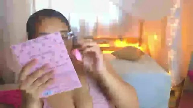 loreaniss online show from November 4, 2:10 pm