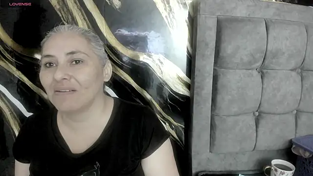 Snapshot of mature_gold chatting on October 17, 12:29 pm mature gold online show from October 17, 12:29 pm