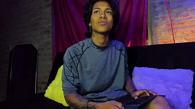 dreyk20 online show from April 4, 12:39 am