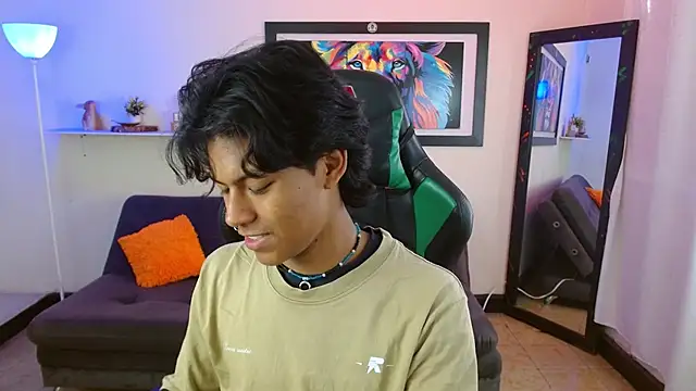 Snapshot of dreyk20 chatting on December 4, 2:27 pm dreyk20 online show from December 4, 2:27 pm