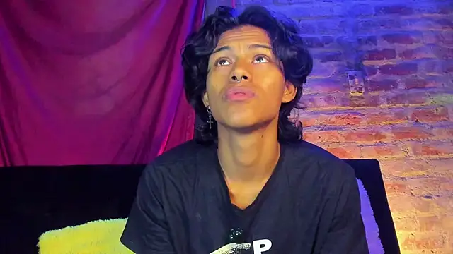 dreyk20 online show from March 28, 11:39 pm