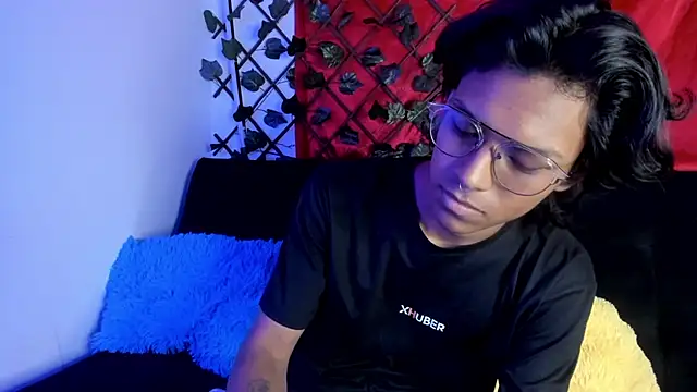 Snapshot of dreyk20 chatting on July 11, 6:08 pm dreyk20 online show from July 11, 6:08 pm