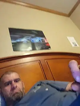 Snapshot of Bigdickcraig11 chatting on October 19, 7:27 pm Bigdickcraig11 online show from October 19, 7:27 pm