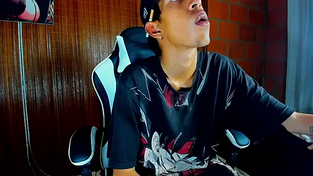 briamhoconor xh online show from February 8, 3:26 am