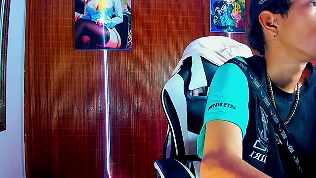 briamhoconor xh online show from February 13, 9:15 pm