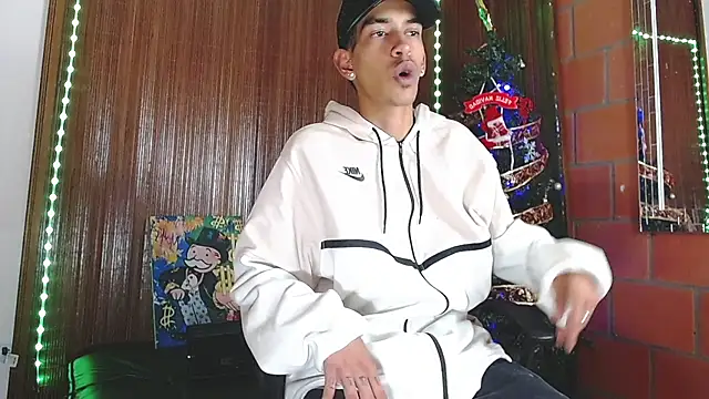 briamhoconor xh online show from December 20, 8:55 pm