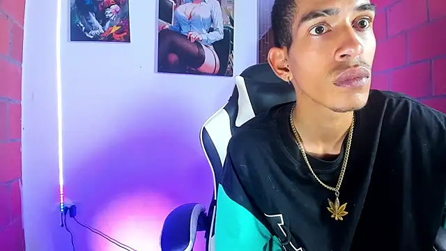 briamhoconor xh online show from March 11, 4:06 am