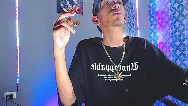 briamhoconor xh online show from April 4, 4:19 am