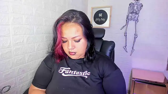 Snapshot of Arthemisa_tay69 chatting on October 18, 4:03 am Arthemisa tay69 online show from October 18, 4:03 am