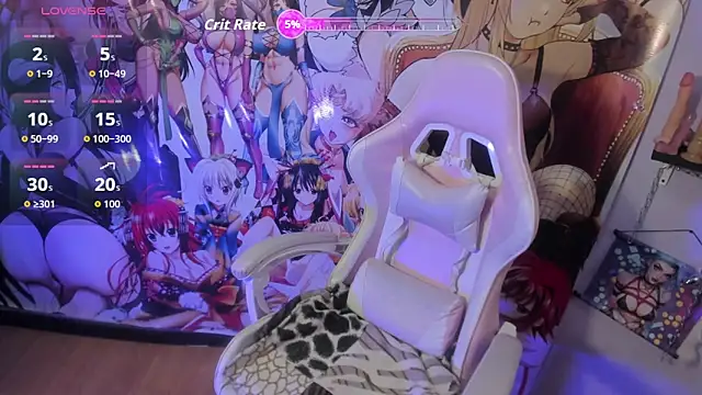 Snapshot of Kylie_Moan chatting on October 23, 4:44 am Kylie Moan online show from October 23, 4:44 am