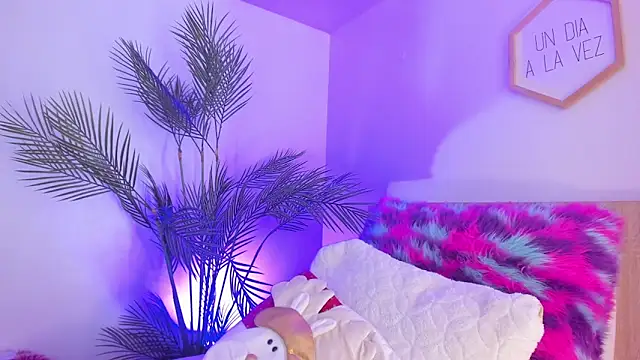 Snapshot of Hadid_Jimenez_ chatting on November 12, 7:40 pm Hadid Jimenez online show from November 12, 7:40 pm