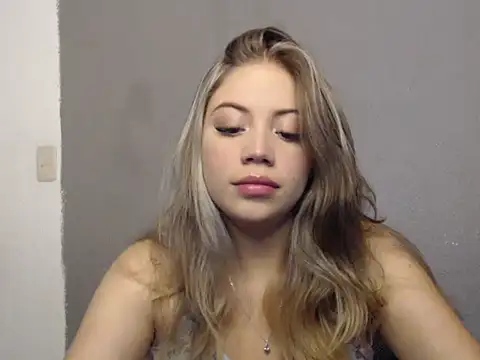 Alaina Blessed online show from October 18, 9:17 pm