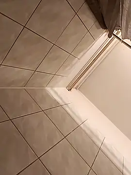 Radsjxh online show from February 9, 2:37 pm