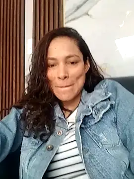 SofiaDelicia online show from December 19, 4:31 pm