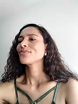 Snapshot of SofiaDelicia chatting on September 14, 3:45 pm SofiaDelicia online show from September 14, 3:45 pm