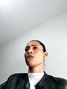 Snapshot of SofiaDelicia chatting on September 18, 6:22 pm SofiaDelicia online show from September 18, 6:22 pm