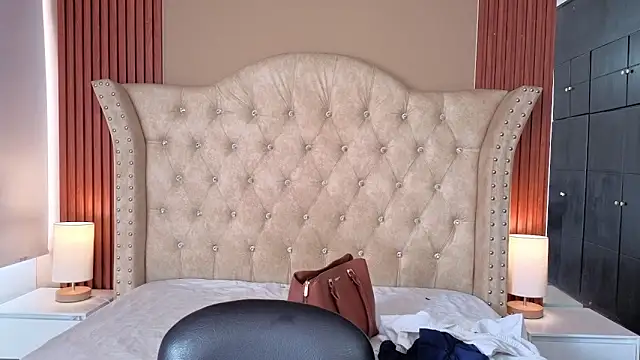 SofiaDelicia online show from November 17, 4:22 pm