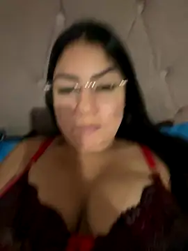 julianamascarada online show from November 22, 1:15 am