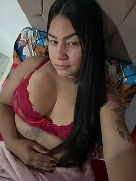 julianamascarada online show from March 18, 3:13 pm