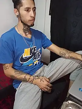 Tattoboy19cm online show from May 17, 3:17 am