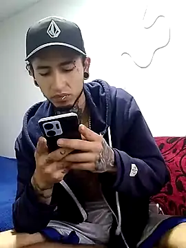 Tattoboy19cm online show from February 15, 12:15 pm