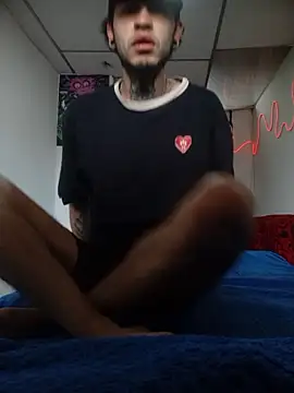 Tattoboy19cm online show from December 14, 1:39 pm