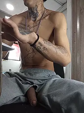 Tattoboy19cm online show from May 26, 7:34 pm
