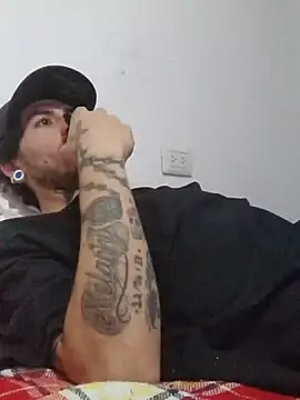 Tattoboy19cm online show from November 18, 7:17 pm