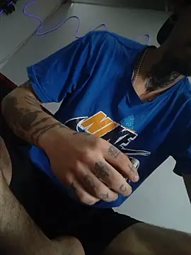 Tattoboy19cm online show from December 19, 3:36 pm