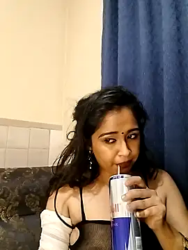 cute indianxo online show from March 5, 6:15 pm