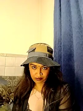 cute indianxo online show from April 17, 6:00 pm