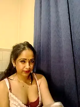 cute indianxo online show from April 22, 5:20 pm