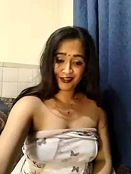 cute indianxo online show from April 30, 8:57 pm
