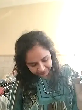 cute indianxo online show from February 3, 5:49 am