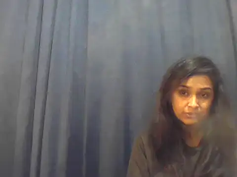 cute indianxo online show from October 15, 6:05 pm