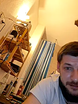 a7ex online show from December 28, 2:01 am