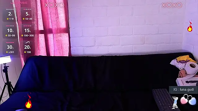 lunagudis online show from January 7, 3:06 pm