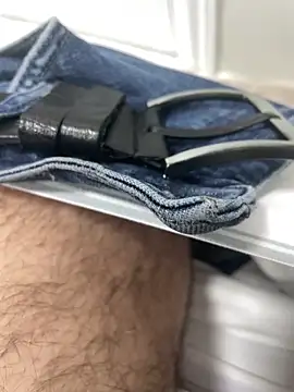 Heros2000 online show from November 6, 10:30 am