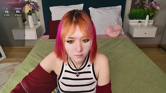 Ketrin Jones online show from September 26, 4:52 am